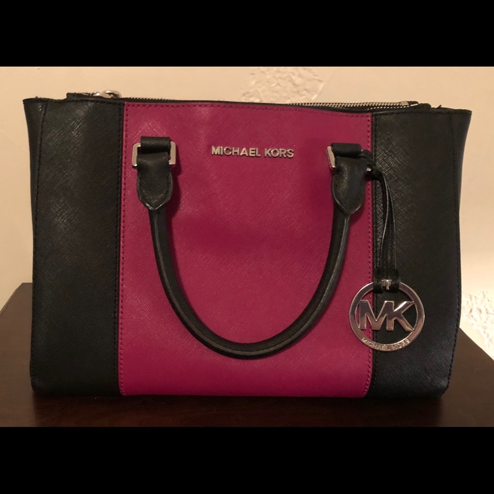 Authentic Michael Kors Purse - image 1